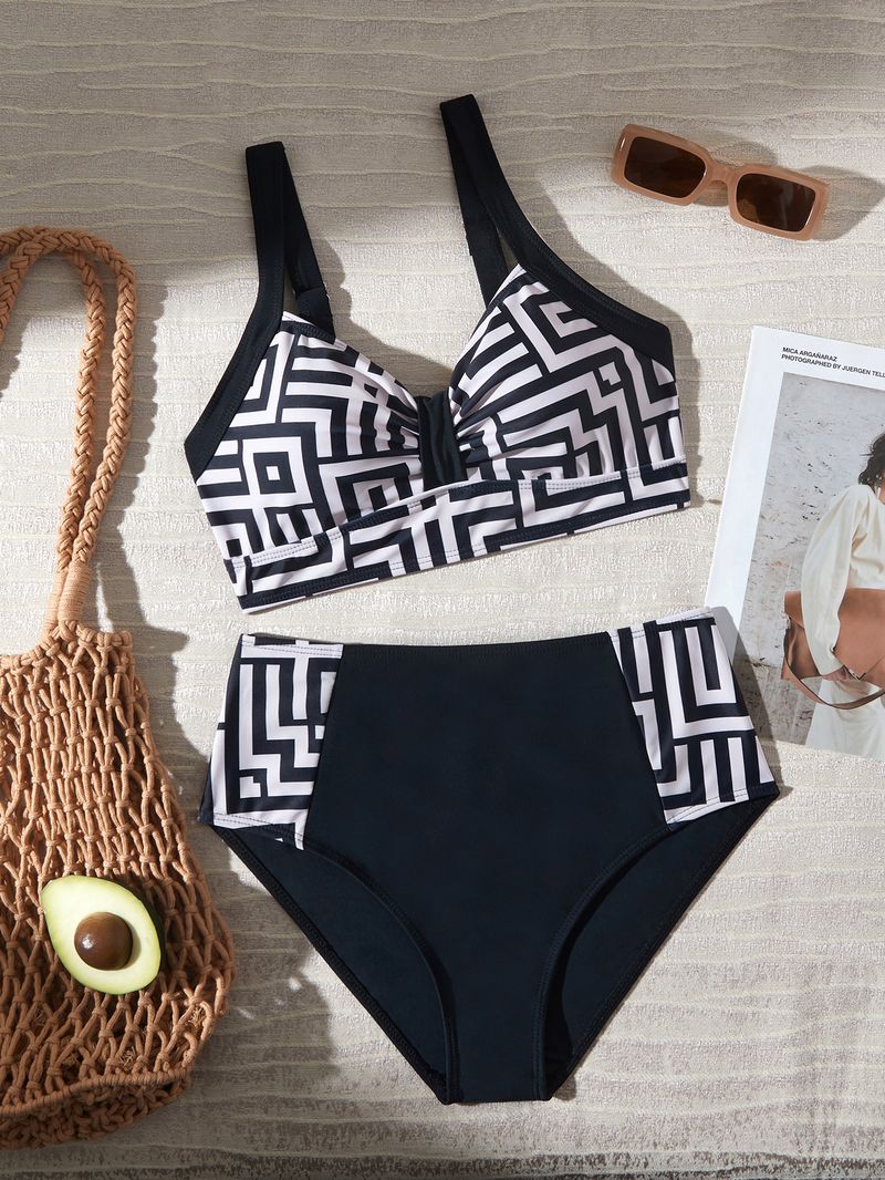 2025 Neuer schnelltrocknender, sexy Pure Desire-Bikini mit bedrucktem Riemen, Elastizität, farblich blockiert, hoher Taille, geteilter Badeanzug für Frauen_voghion.com