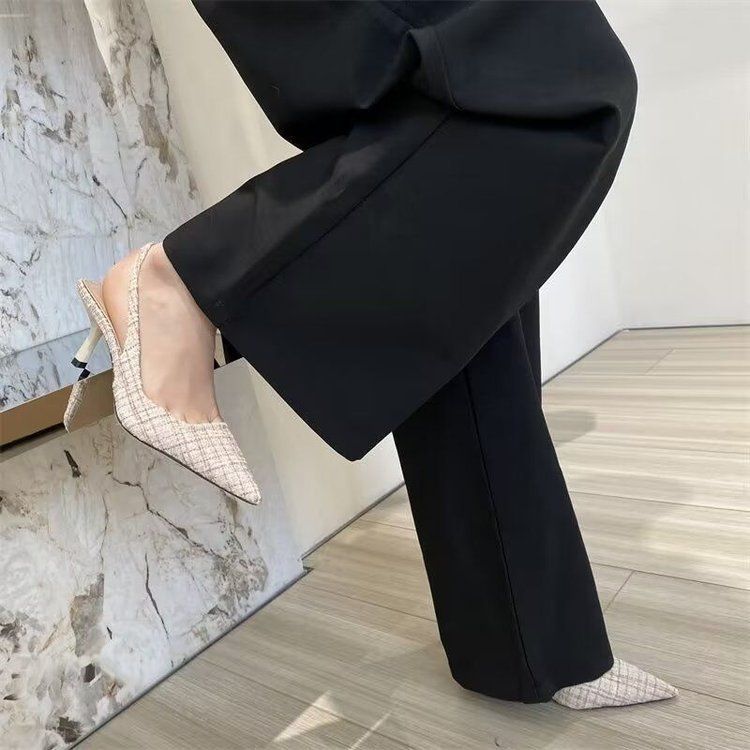 High-end Xiaoxiangfeng high heels stiletto pointed sandals women's new rear empty high-heeled sandals single shoes_voghion.com