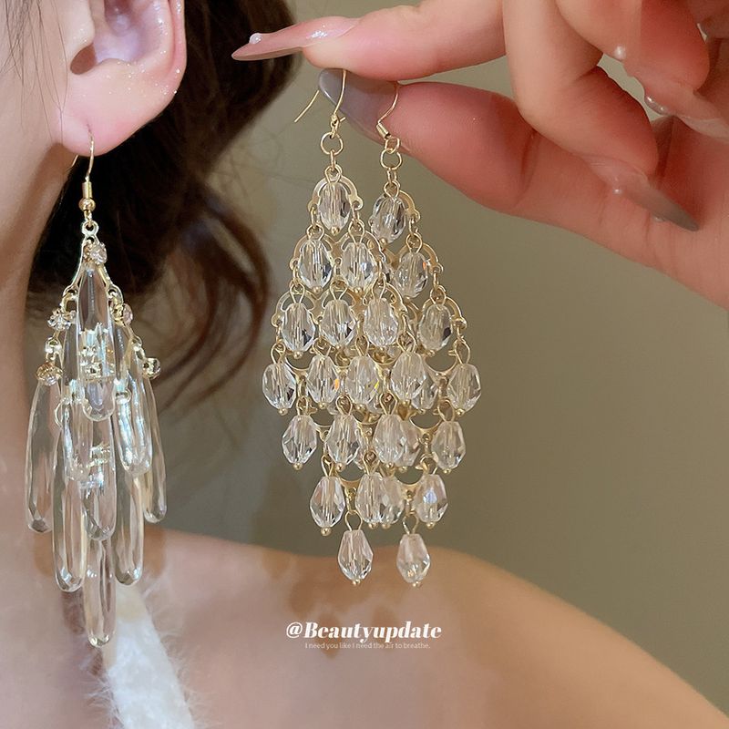 Orecchini pendenti versatili con nappe a goccia di diamanti intarsiati, eleganti e alla moda, da donna, di nicchia, di alta qualità._voghion.com