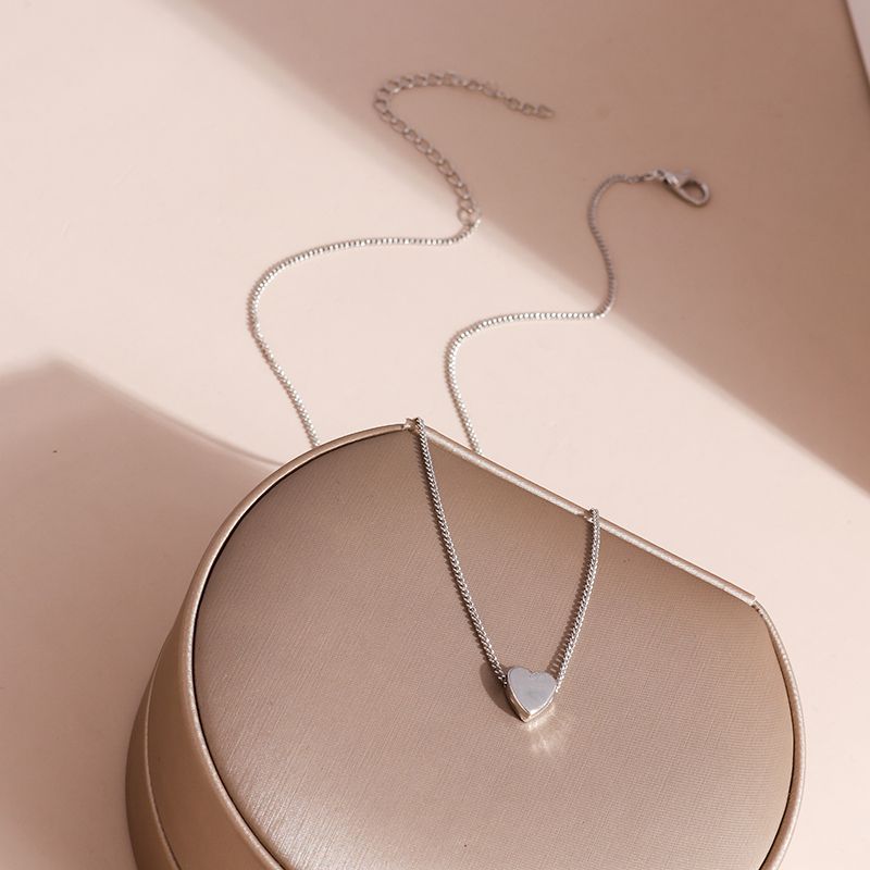 Fashion Fashion Tiny for Women Short Chain Heart Shape Pendant Gift Bohemian Choker Necklace Birthday Gifts_voghion.com