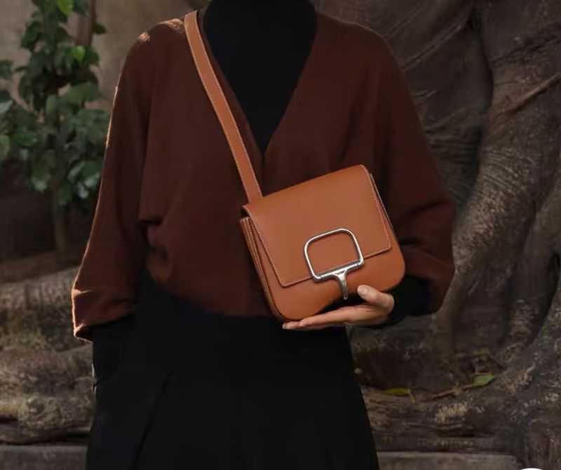 Echtes Leder Damen Schulter Mode Sattel Große Kapazität Vielseitige Crossbody Einzigartige Hüfttasche_voghion.com