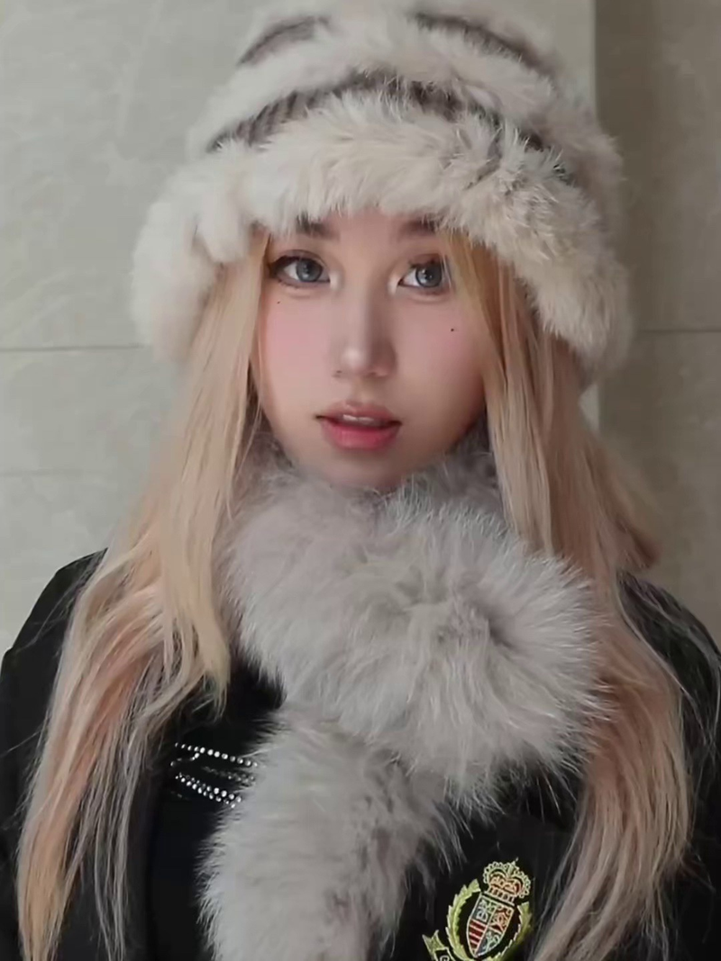Rabbit hair women's fur, autumn winter versatile, warm and cold resistant, showing face, small woolen hat, fur plush_voghion.com
