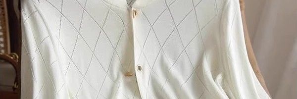 Tidlig høst vestlig stil, avslappet løs strikkekardigan i europeiske varer, aldersreduserende eksklusivt design, diamantgitterlang_voghion.com