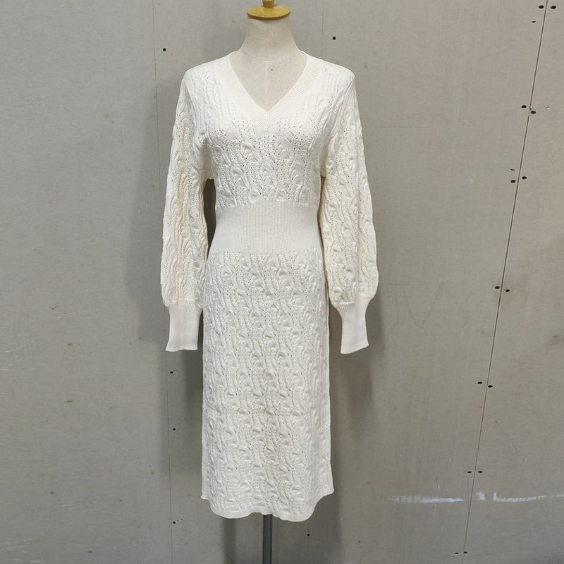 Elegante abito in maglia all'uncinetto traforato con scollo a V e maniche a lanterna per donna, abito midi aderente a vita alta in albicocca (taglia unica)_voghion.com