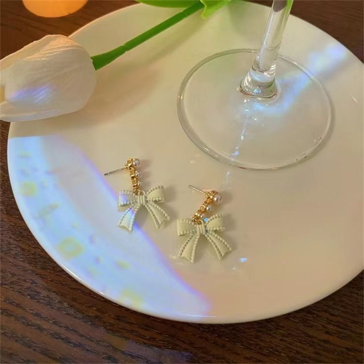 Women's Earrings niche design, high-end, temperament, ear clips without pierced ears, female ins light luxury internet celebrity_voghion.com