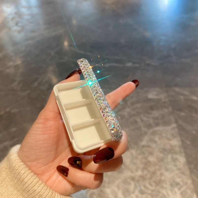 Mini Portable Pill Organizer - Elegant Rhinestone & Plain Plastic Medicine Box, Compact Travel Pill Case For Daily Vitamins & Pills (2 Styles)_voghion.com