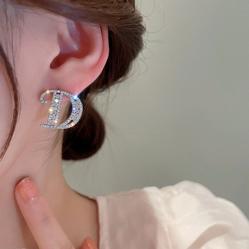Damen-Accessoires, Diamant-Set, einfaches Temperament, Design, Sinn für Trend-Ohrringe_voghion.com