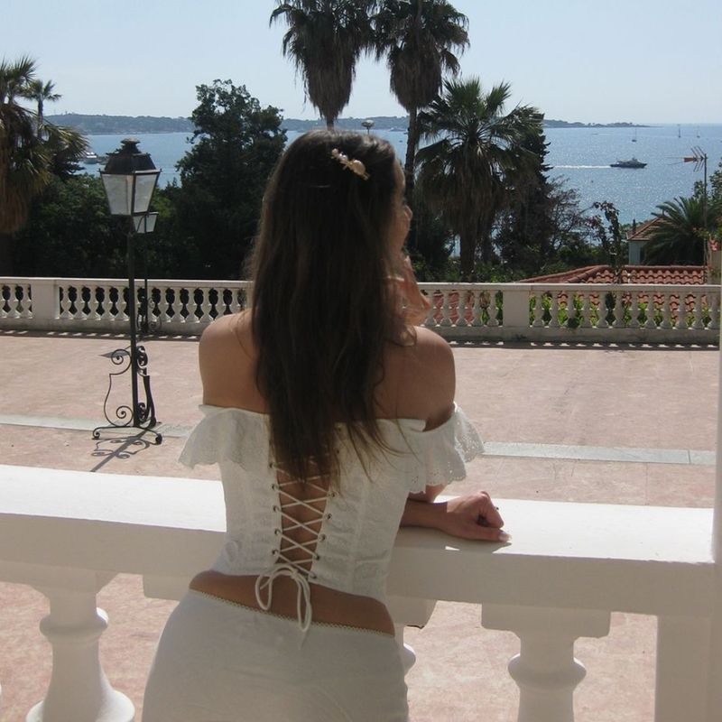 Sexy Mädchen Off-Shoulder Strap Französisch Rüschen Taste Taille Abnehmen Weste Z0879_voghion.com