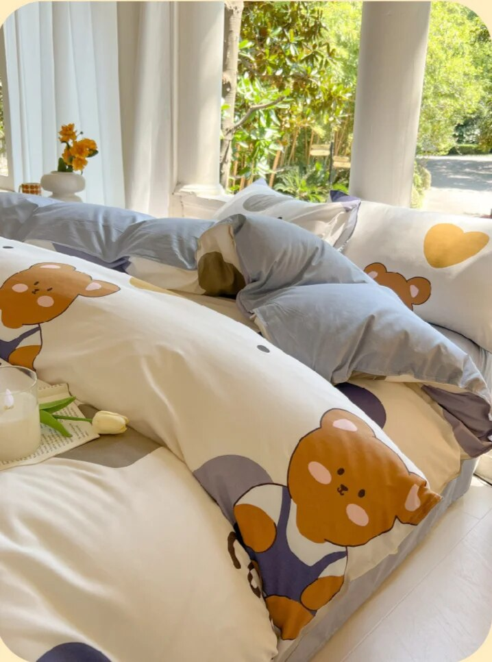 Pequeñas y frescas cuatro sábanas y fundas de edredón, dormitorio de estudiantes de primavera, tres juegos de ropa de cama de una sola pieza con dibujos animados_voghion.com