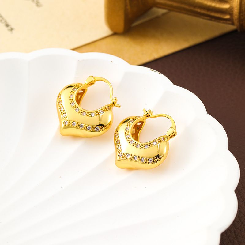 Copper plated real gold ingot heart ear buckle, simple exaggerated, cold and aloof style metal earrings, peach heart,_voghion.com