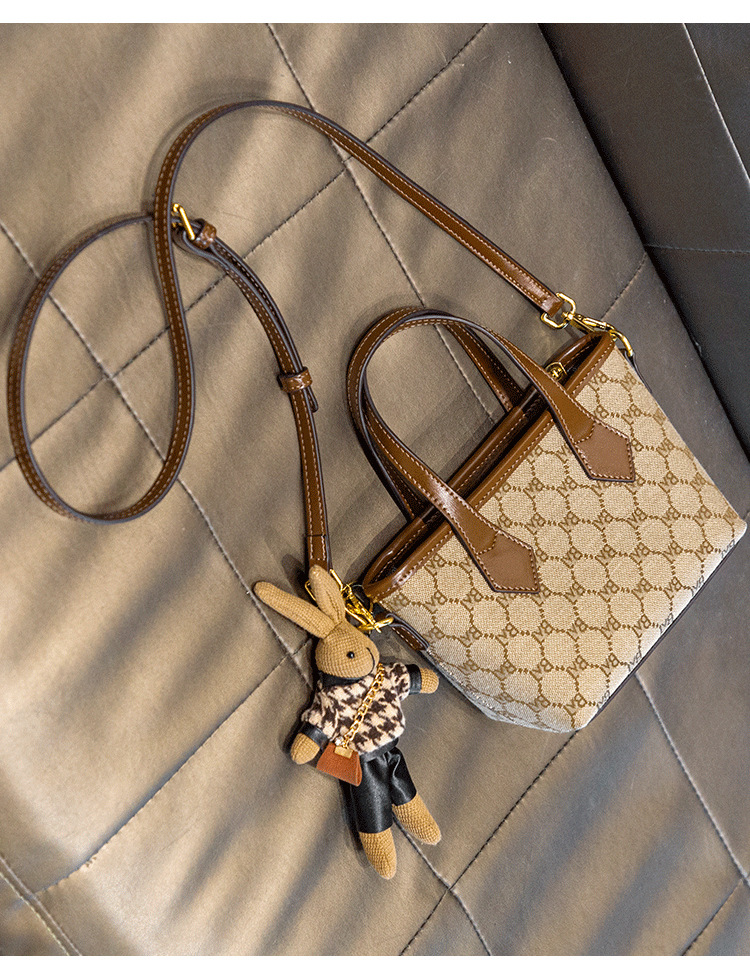 Borsa piccola portatile di fascia alta Donna 2023 Nuova borsa a tracolla con secchiello per la primavera e l'estate Borsa per cesto di verdure con una spalla_voghion.com