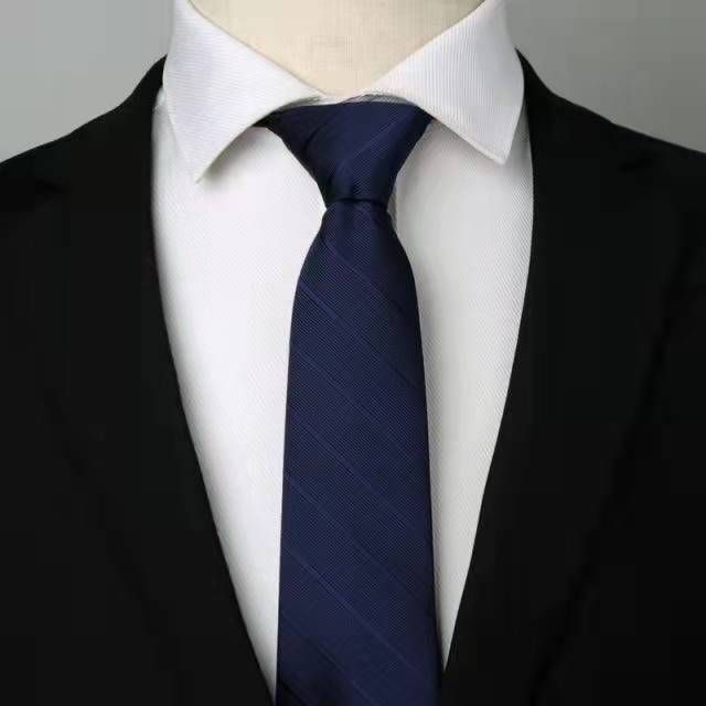 Abito casual da lavoro in stile britannico con cravatta a freccia larga 8 cm in tinta unita e accessori_voghion.com