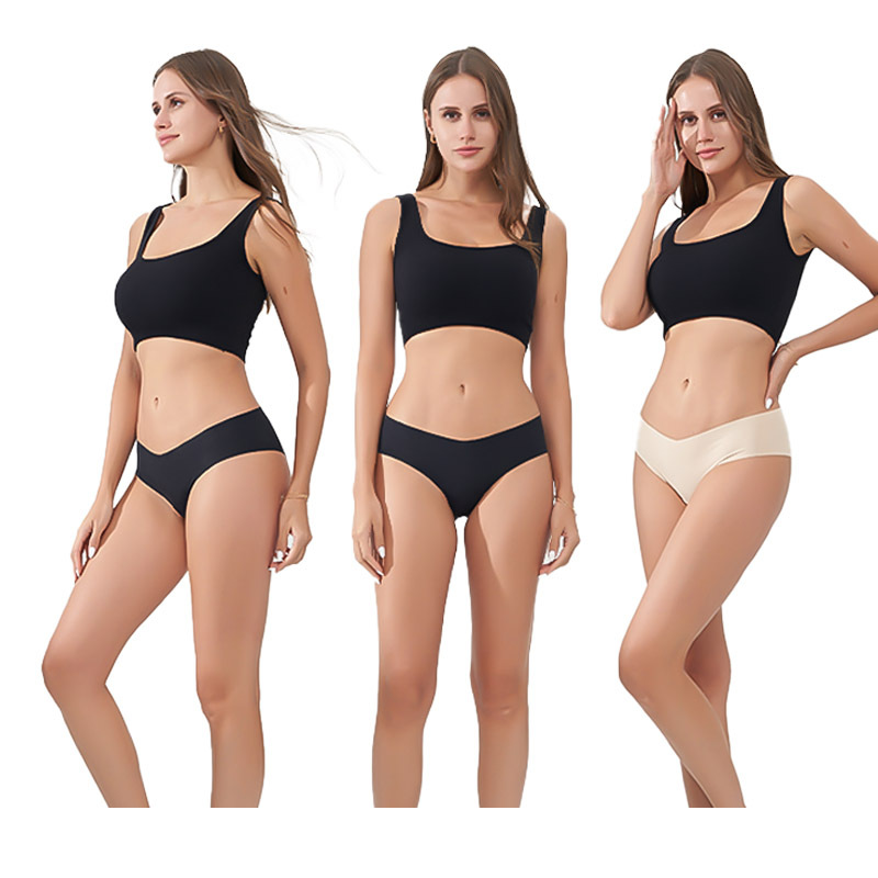 2025d New Women's Seamless Underwear Low Waist Sexy Shorts Stitched Ice Silk Breathable Briefs_voghion.com