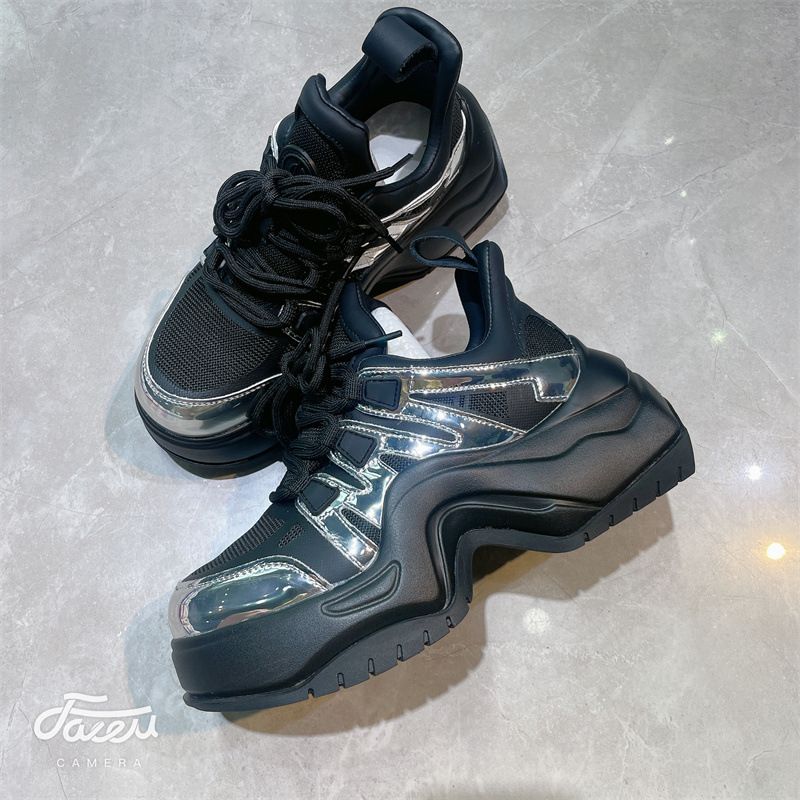 Scarpe casual da donna con punta tonda e lacci, con suola spessa, con aumento di altezza, autunno inverno 2025, nuove_voghion.com