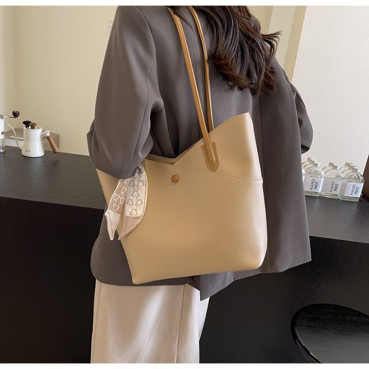 Nuova borsa tote elegante di grande capacità, di alta qualità, a forma di V, alla moda, per il pendolarismo, borsa a mano con sciarpa di seta_voghion.com