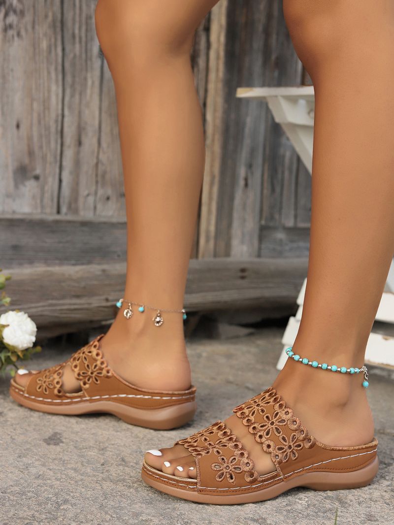 European and American large size wedge heel hollow flower flip flops women's casual shoes foreign trade retro sandals wholesale_voghion.com