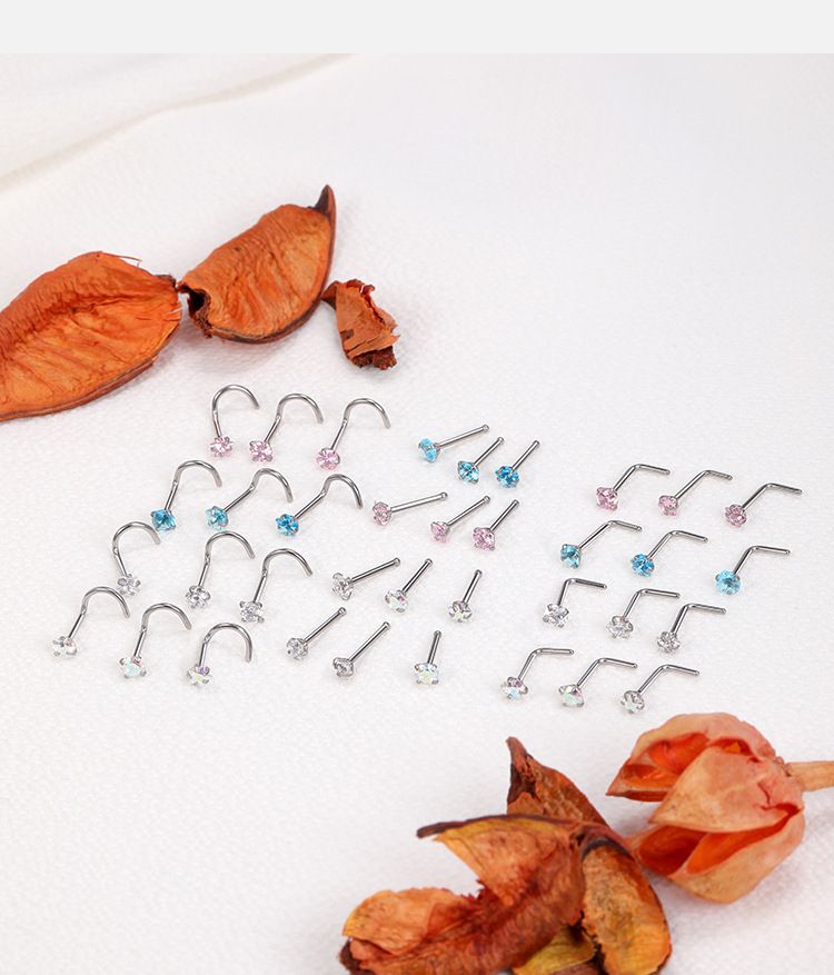 Piercing per naso da donna in acciaio inossidabile con zirconi, a forma di stella, ad angolo retto, in acciaio al titanio_voghion.com