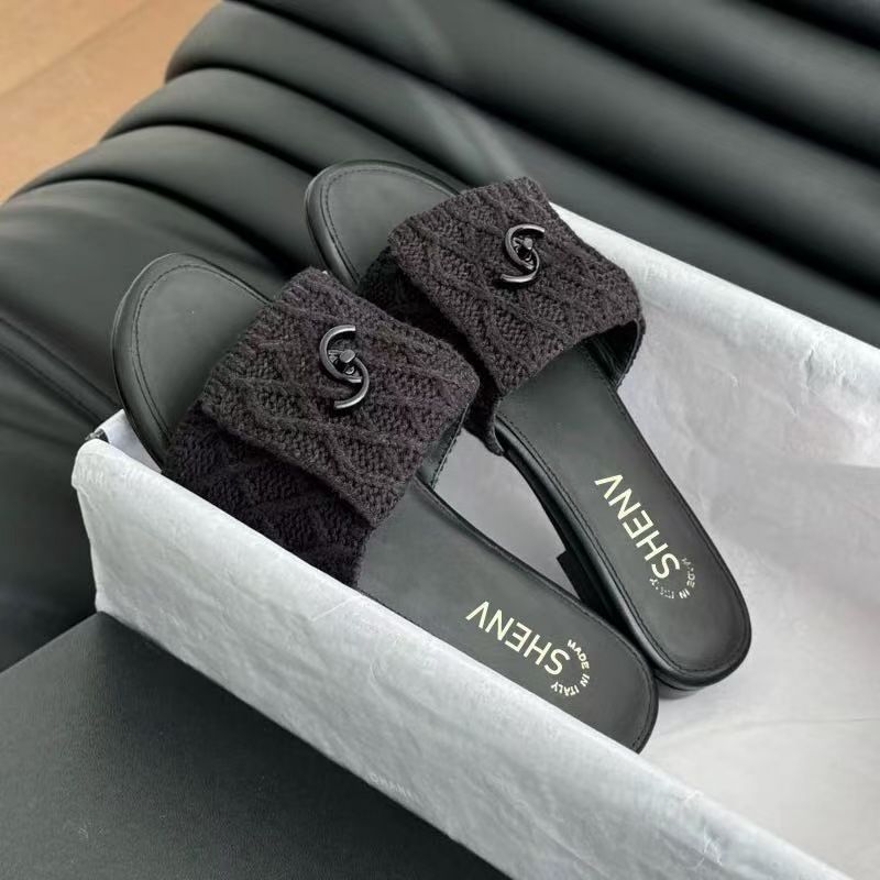 25ss für Chanl Styl Wovn Womn, On-Strap Slids, 2025 Summr Nw Bach Sandalen, flache Outdoor-Slipper mit Rucksack Womn, Sli_voghion.com