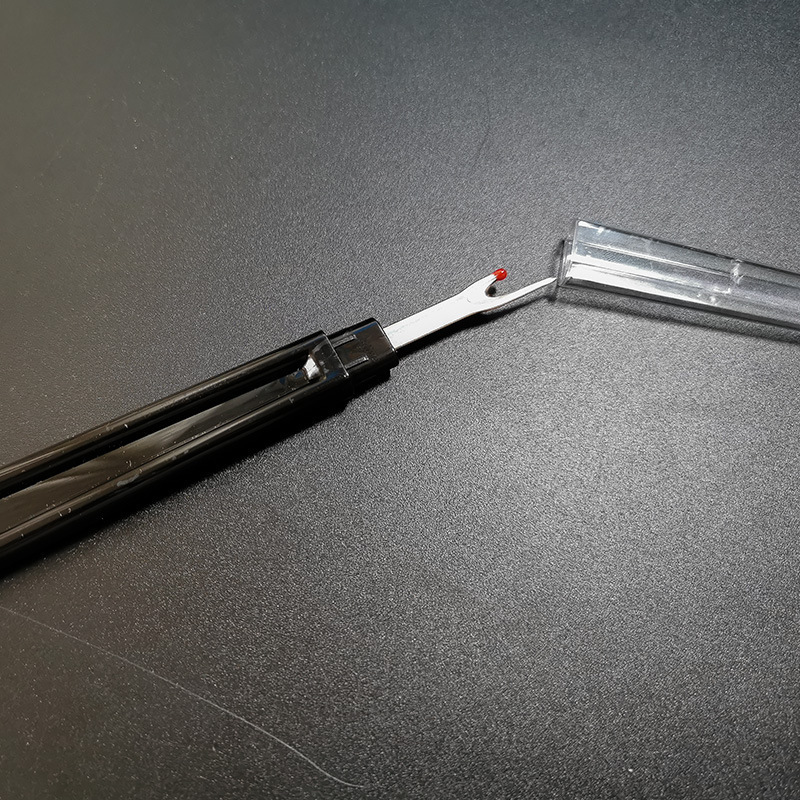 1Pcs Faden Entferner Schwarz Faden Picker Kreuz Gewinde Werkzeug Öffnen Knopfloch Patchwork Mit Label Entfernung Messer Faden Entferner_voghion.com