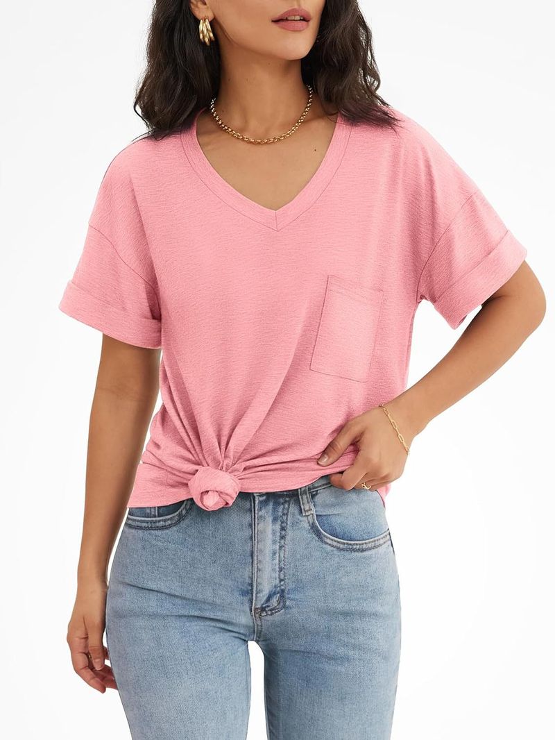 Maglietta a maniche corte con scollo a V e tasca in tinta unita da donna_voghion.com