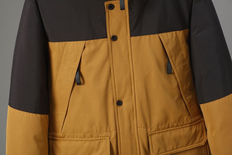 Bergsteigen-Outdoor-Baumwollmantel mit bedrucktem großem Pelzkragen für Herren_voghion.com