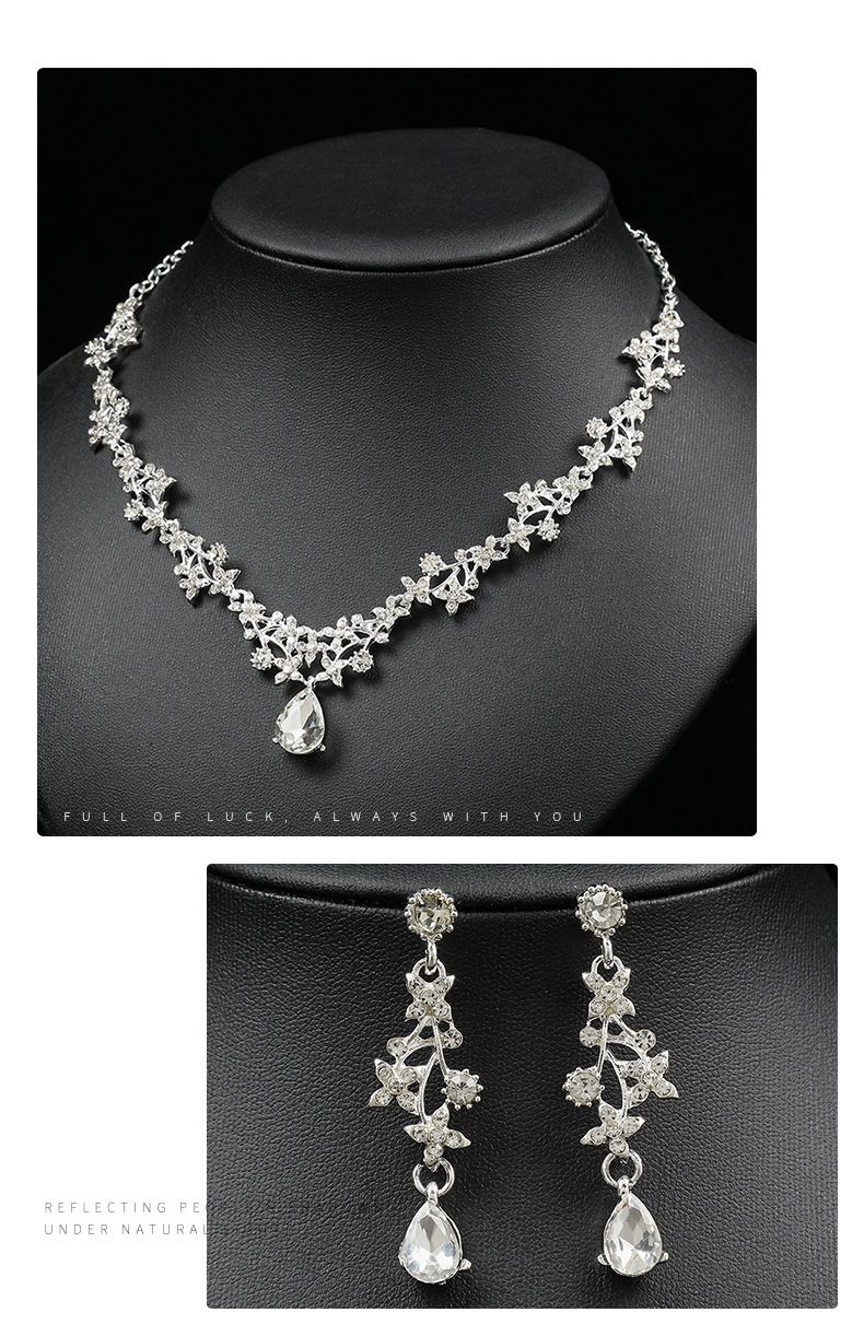 Factory Direct Korean bridal necklace earrings two-piece set women's short drop-shaped pendant elegant all-match clavicle chain_voghion.com
