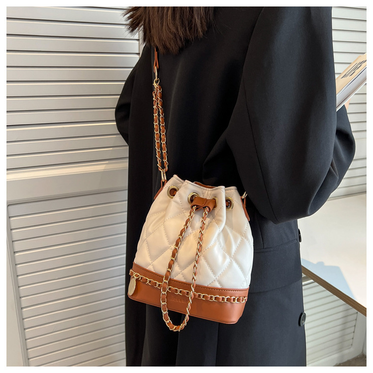 Beliebte Handtasche frauen Tasche 2023 Herbst/Winter Neue Mode Vielseitige Mode Kette Umhängetasche Wasser Eimer Tasche_voghion.com