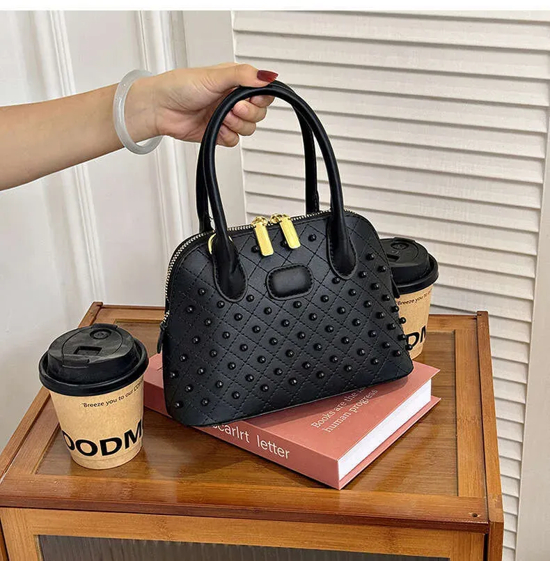 Fashion Designer Shell Bags For Women Elegant Rivet Handbag Versatile Large Capacity Shoulder Crossbody Bag_voghion.com