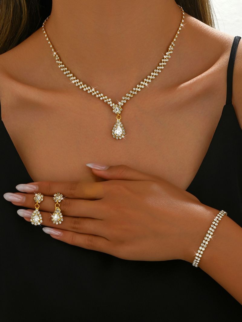 Set di tre gioielli da sposa, orecchini, collana e bracciale da donna, accessori di lusso di alta gamma_voghion.com