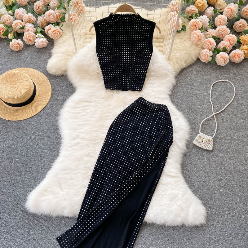 Costume de tempérament féminin, haut court d'été polyvalent, taille haute, jupe mi-longue fendue sexy, ensemble deux pièces robuste avec diamants chauds_voghion.com