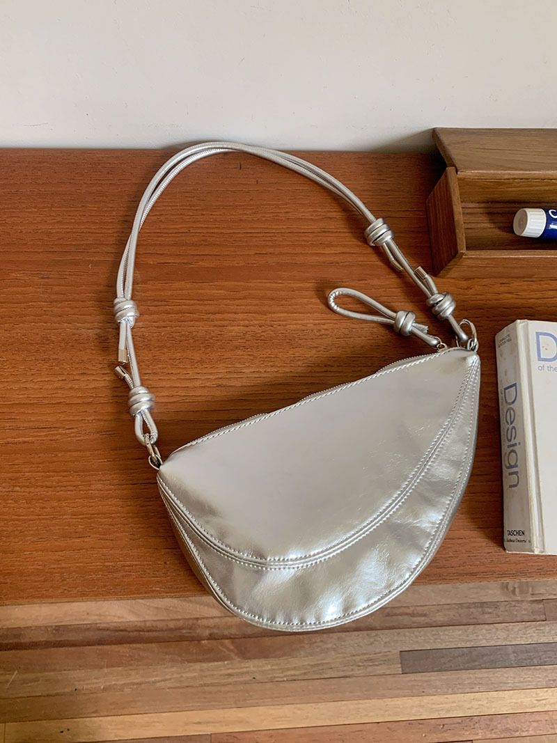 Korean Niche Armpit Women's 2024 New Trendy And Fashionable Saddle Versatile Ins Shoulder Crossbody Bag_voghion.com