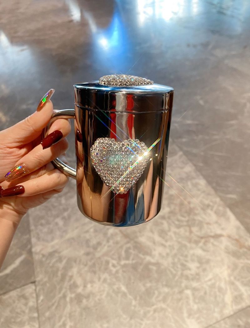 Diamond Heart Kaffeebecher – Isolierbecher aus Edelstahl 304 mit eleganten Akzenten (auslaufsicher, für Büro und Zuhause)_voghion.com