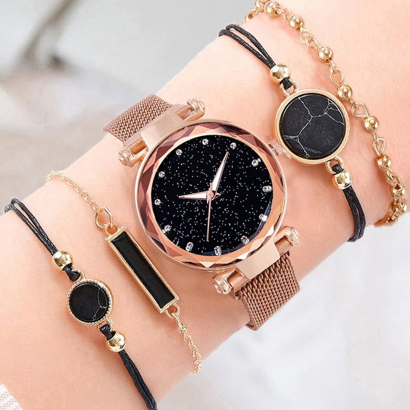Women's Watches New Fashion Versatile Casual Ladies Casual Starry Sky Watch Version Simple Absorbing Iron Steel Band Watch Bracelet Set_voghion.com