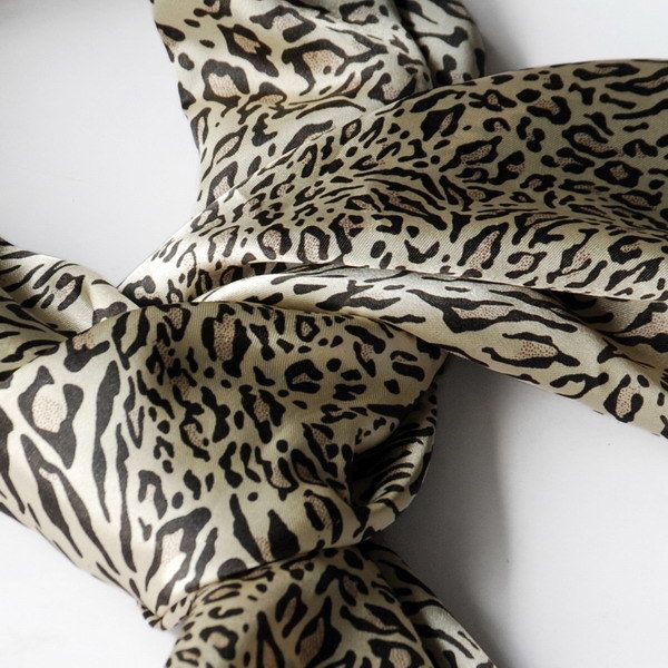 Blando Leopard & Zebra Design Fashion Exquisitely Soft Natural Silky Scarf/Wrap/Shawl(Large)_voghion.com