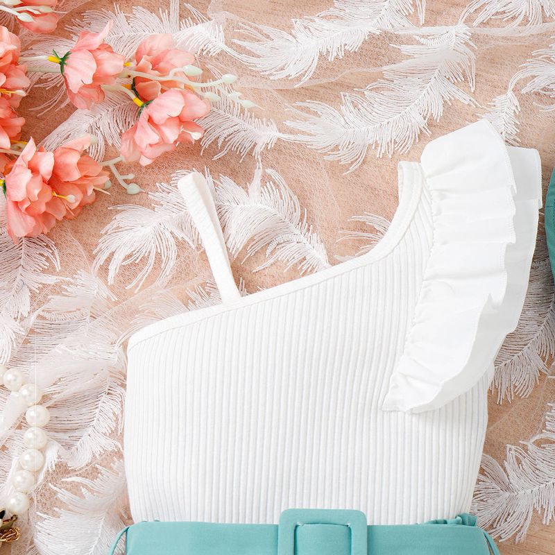 New Summer Girls' Set, Small Medium Children's Diagonal Shoulder Suspender with Flying Sleeves Top+Shorts and Hat Three_voghion.com