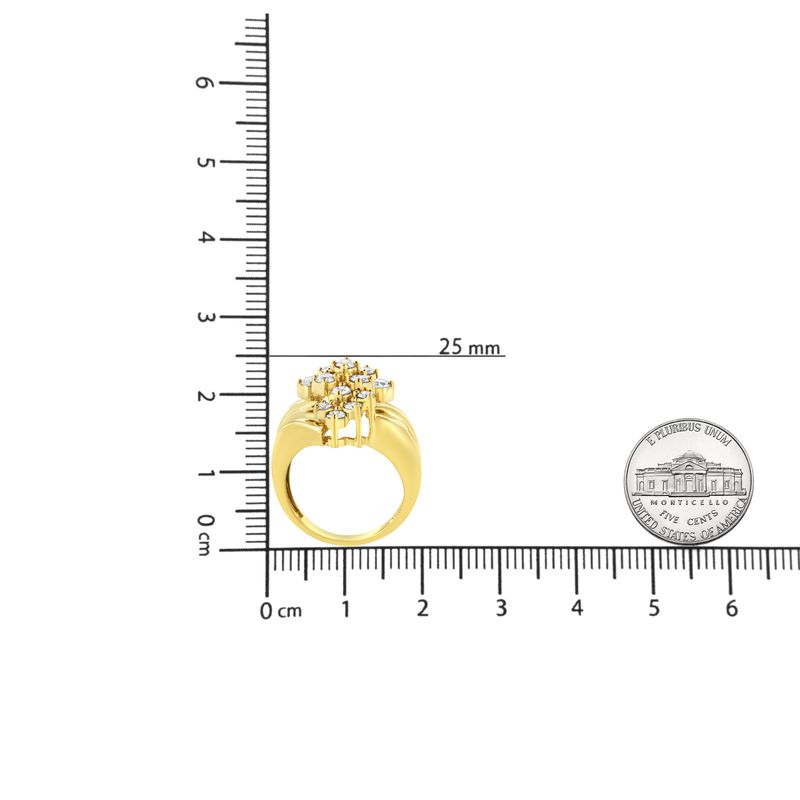 10K Yellow Gold 1 1/2 Cttw Diamond Cluster Tapered Shank Cocktail Ring Cocktail Ring (I-J Color, I1-I2 Clarity)_voghion.com