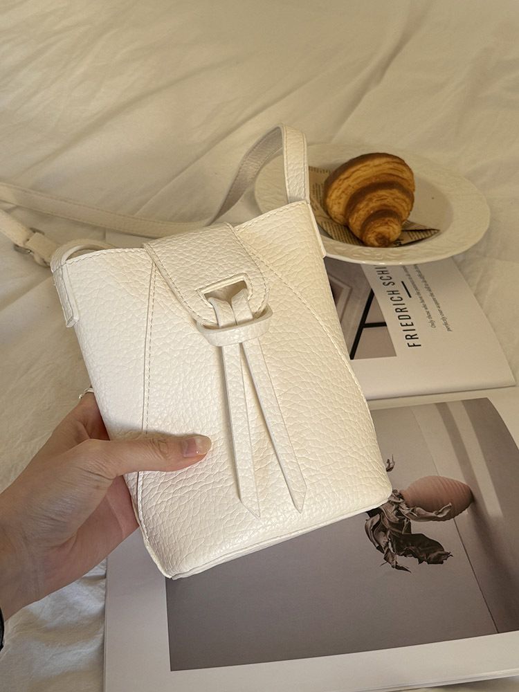 Mobile phone women's crossbody 2024 new and lightweight mini bucket bag, commuting, shopping, daily vertical small bag_voghion.com