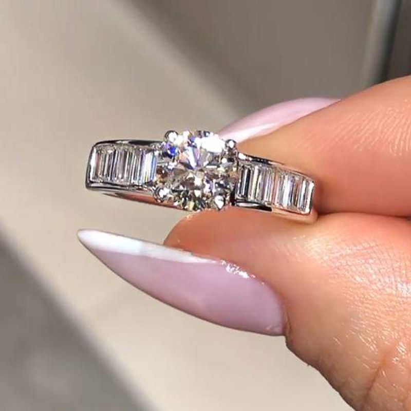 Cao Shi Live Micro Inlay per donna Anello geometrico leggero di lusso di alta gamma in stile matrimonio, fidanzamento, sera, accessori_voghion.com