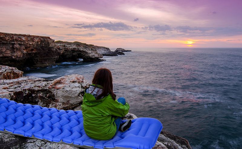 2024 Portable Outdoor Moisture-Proof Camping Sleeping Mat Mobile Inflatable Bed_voghion.com