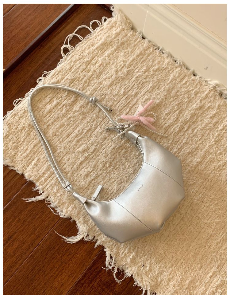 New Minimalist Multi-Functional Shoulder Bag Crossbody Bag Underarm Bag Horn Bag_voghion.com