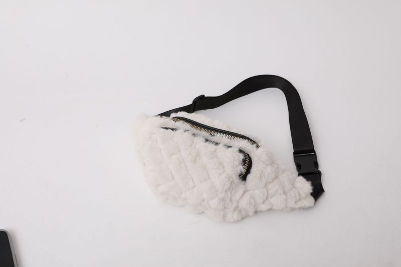 Velvet Crossbody Waist Bag For Women – Stylish & Soft Fluffy Chest Pack With Zipper Pocket, Lightweight & Versatile For Travel (Multiple Colors)_voghion.com