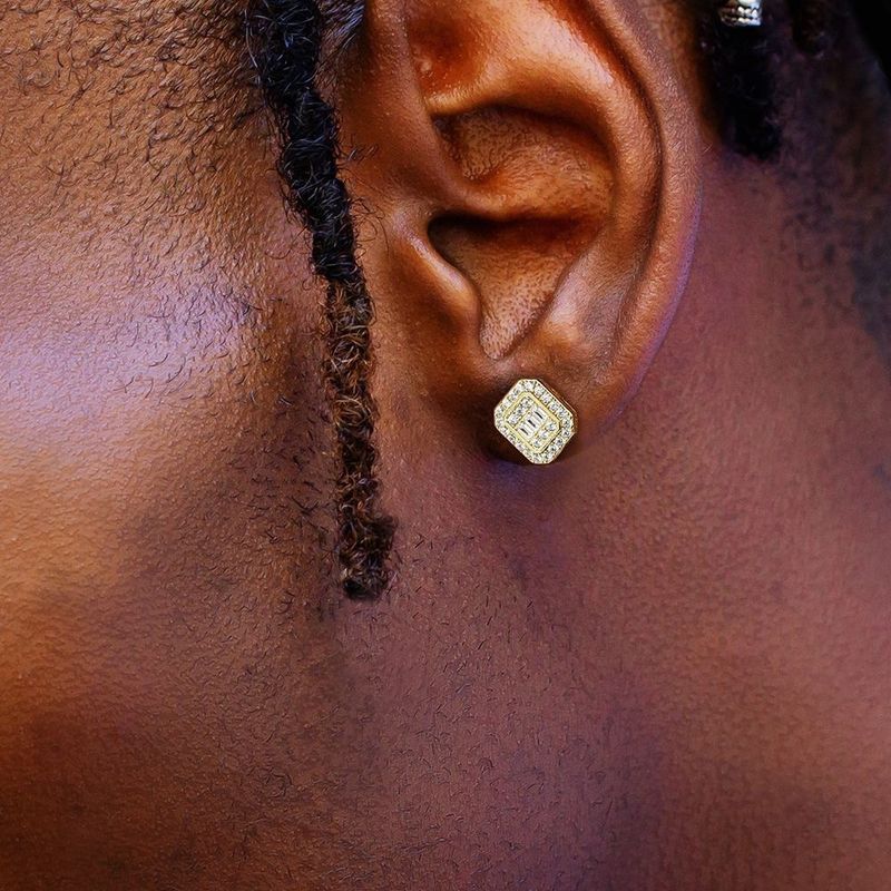 Set di gioielli da uomo alla moda, orecchini hip-hop da uomo con diamanti, micro zirconi intarsiati, orecchini geometrici alla moda, gioielli per le orecchie di alta qualità._voghion.com