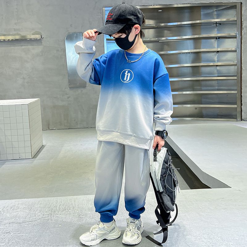 Traje de chándal con capucha para niños y madres y niños con estilo_voghion.com