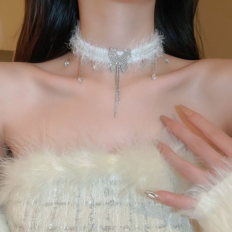 Dia Woven Water Droplet Butterfly Pendant Necklace With Ins Sweet Design, Super Immortal Neck Chain, Niche And_voghion.com