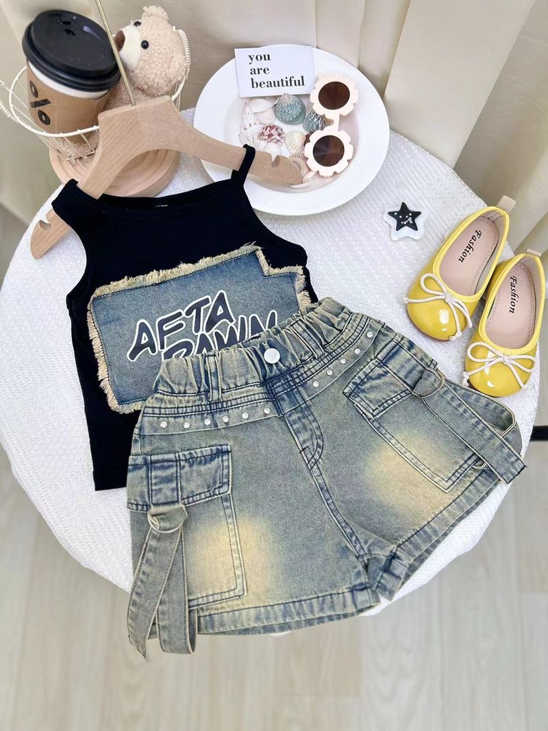 Kid's Clothing 2025 Summer New Fashionable Girls Stitching Printed Vest Plus Heavy Denim Shorts_voghion.com