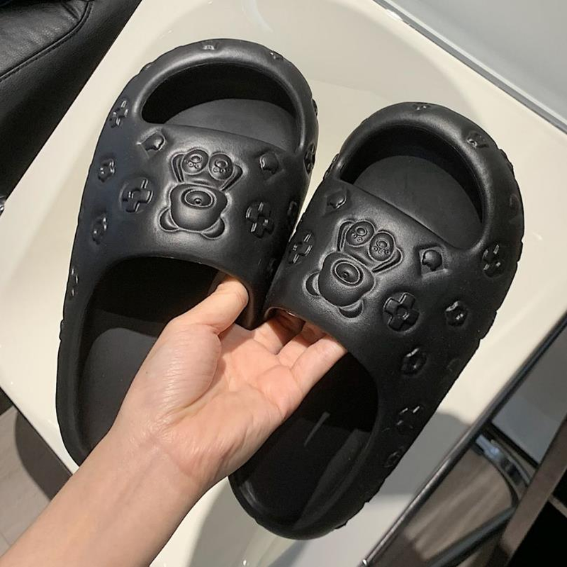 2023 Pantofole con plateau da donna Scarpe estive da interno simpatico cartone animato Sandali da donna Ragazze Scivoli da spiaggia Suola spessa Pantofola da casa per donna_voghion.com