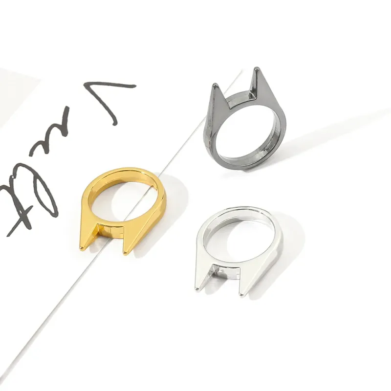 Selbstverteidigung für Frauen Mann Metall Multifunktionale Knöchel Katzenohrform Angriff Ringe Schmuck Zubehör Freundinnen Geschenk_voghion.com