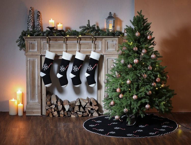 Plush Decorative Knitted Christmas Socks Pendant Cane Candy Snowflake Gift Bag_voghion.com