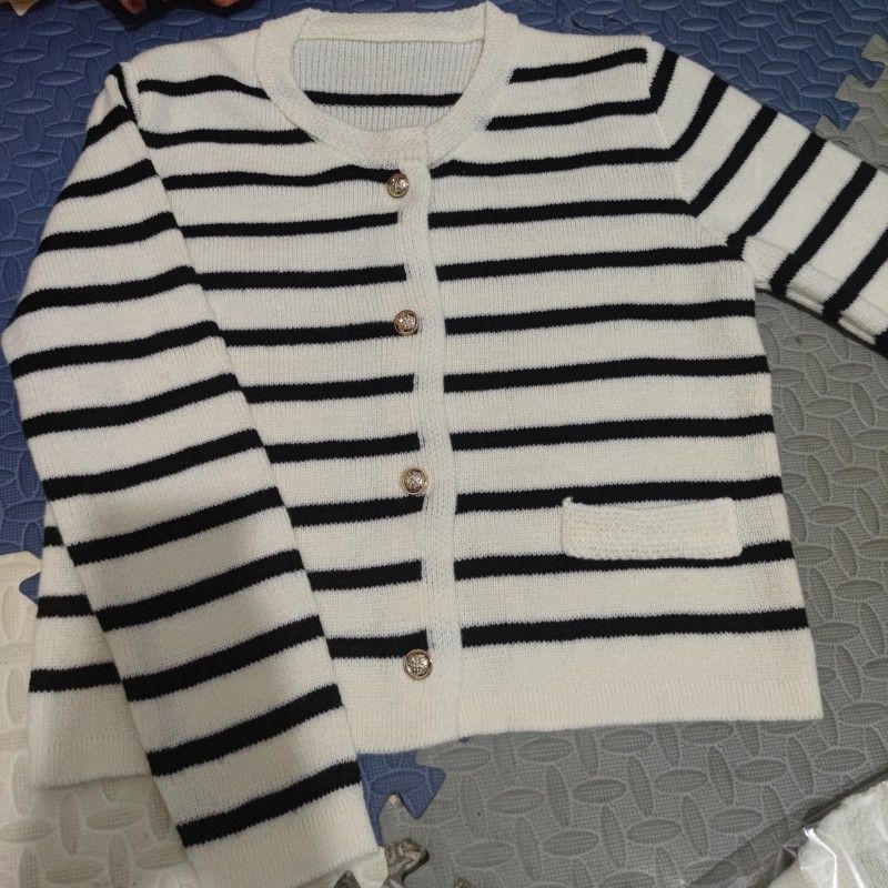 Damenbekleidung Schicke gestreifte Strickjacke Damen Pullover Mantel - Weiche Herbst-Oberbekleidung mit Rundhalsausschnitt, Slim Fit, lässig & elegant_voghion.com