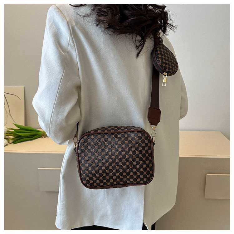 2024 Women's Simple And Fashionable Retro Handbag, Spring/Summer New Style, Western Style Combination Bag, One Shoulder Crossbody Bag_voghion.com